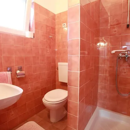 Rooms&apartment Albina 3*