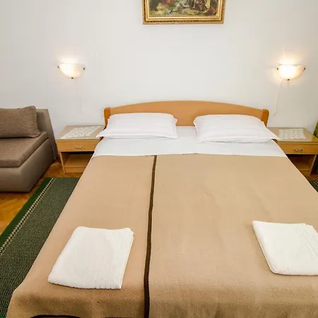 Rooms&apartment Albina